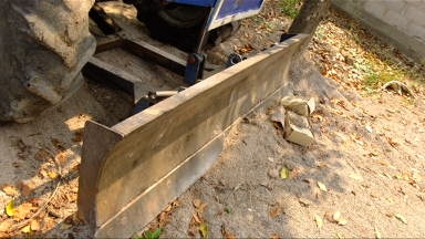 ขายรถไถ ฟอร์ด 6610 แท้ตัวเต็ม เสื้อลาย รถไม่เคยทำสี รถออกห้างรังสิต เดิม เอกสานเล่มทะเบียน พร้อมโอน -ขับเครื่อง 4 ล้อ