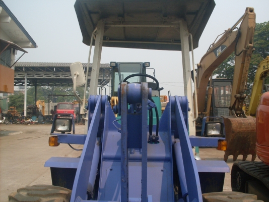 ขาย komatsu wa40-3