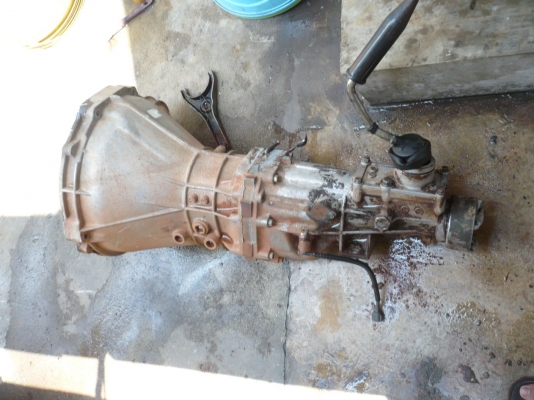 เกียร์ Nissan big-m BD25