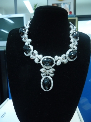 สร้อยเงินแท้ 92.5 ฝั่งนิล 2,900.-