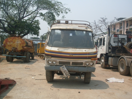 ขายรถน้ำ misubishi