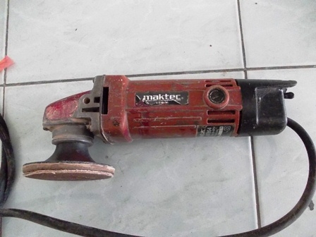 เครื่องเจียรไฟฟ้าMaktec MT954 สภาพดี พร้อมใช้งานครับ