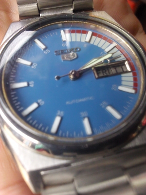 นาฬิกาข้อมือของใหม่ SEIKO เป็นแบบระบบอัตโตเมติก (ใหม่)