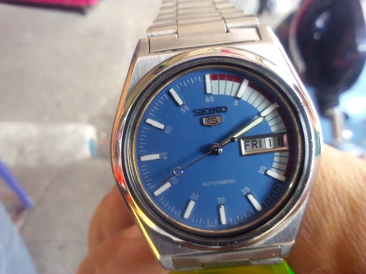 นาฬิกาข้อมือของใหม่ SEIKO เป็นแบบระบบอัตโตเมติก (ใหม่)