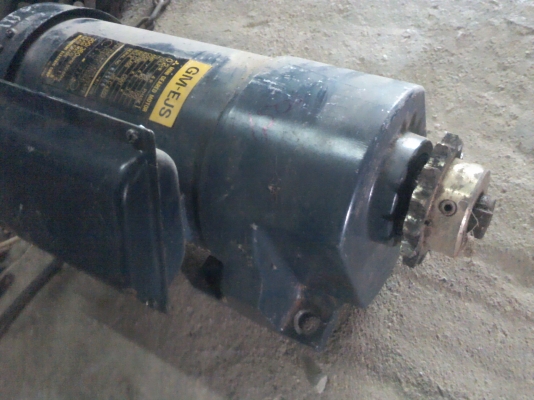 มอเตอร์เกียร์ทด1/5แรง(0.2KW) 100 V.1 เฟส รอบที่ทดแล้ว 300 รอบต่อนาที