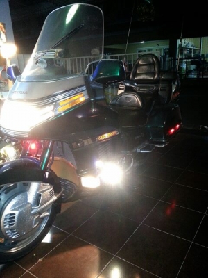 ขายโกวิง 1500 inv.ของแต่งครบ วิ่งทางไกลสบายครับ