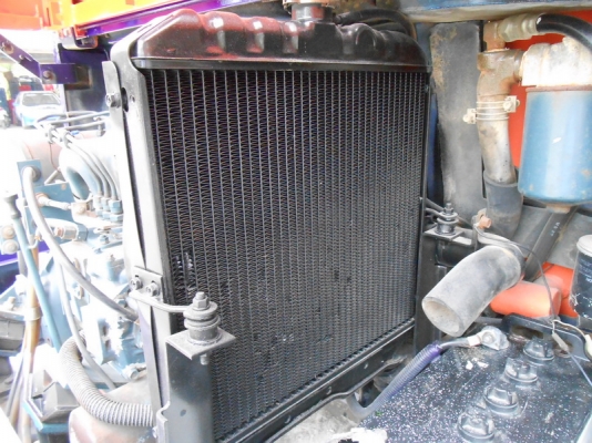 ขายรถขุด  HITACHI EX27  เก่านอกปรับสภาพแล้วพร้อมใช้งาน