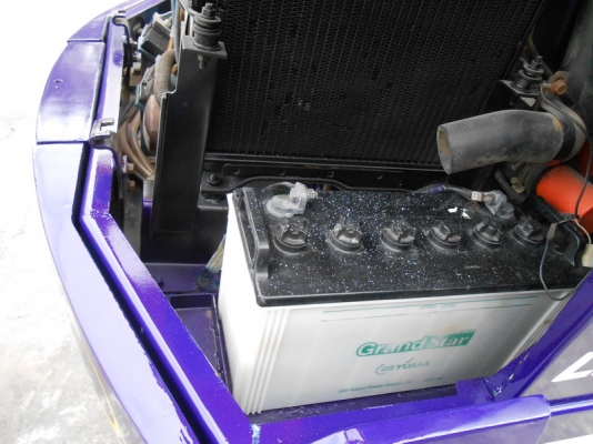 ขายรถขุด  HITACHI EX27  เก่านอกปรับสภาพแล้วพร้อมใช้งาน