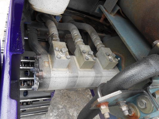 ขายรถขุด  HITACHI EX27  เก่านอกปรับสภาพแล้วพร้อมใช้งาน