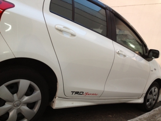 YARIS ปี54 สีขาว วิ่ง 26,xxx Km เอาไปผ่อนต่อคับ