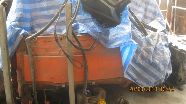 หัว อีซูซุNPR 120 สภาพถอดรื้อ รอทำสี