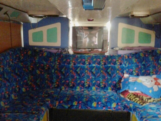 รถทัวร์ ชั้นครึ่ง ยี่ห้อ HINO//ติดต่อเจ้าของโดยตรง 081-799-6346 รถทัวร์ ชั้นครึ่ง ยี่ห้อ HINO//ติดต่อเจ้าของโดยตรง 081-799-6346