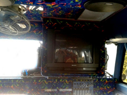 รถทัวร์ ชั้นครึ่ง ยี่ห้อ HINO//ติดต่อเจ้าของโดยตรง 081-799-6346 รถทัวร์ ชั้นครึ่ง ยี่ห้อ HINO//ติดต่อเจ้าของโดยตรง 081-799-6346