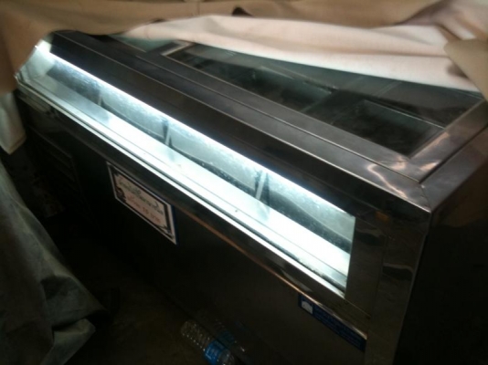 เครื่องปั่นน้ำเกร็ดหิมะชาใข่มุก พร้อมตู้เย็นทำช่อง มือสอง เครื่องปั่นน้ำเกร็ดหิมะชาใข่มุก พร้อมตู้เย็นทำช่อง มือสอง