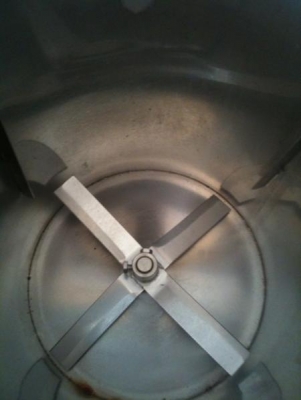 เครื่องปั่นน้ำเกร็ดหิมะชาใข่มุก พร้อมตู้เย็นทำช่อง มือสอง เครื่องปั่นน้ำเกร็ดหิมะชาใข่มุก พร้อมตู้เย็นทำช่อง มือสอง