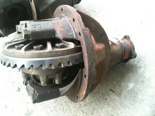 ขาย เฟืองท้าย IZUSU ELF  8.39