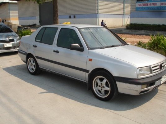ขาย VW VENTO สภาพดี ถูก ๆ