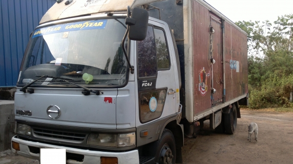 ขาย HINO FC4J 140 แรง สภาพพร้อมใช้ ขาย HINO FC4J 140 แรง สภาพพร้อมใช้