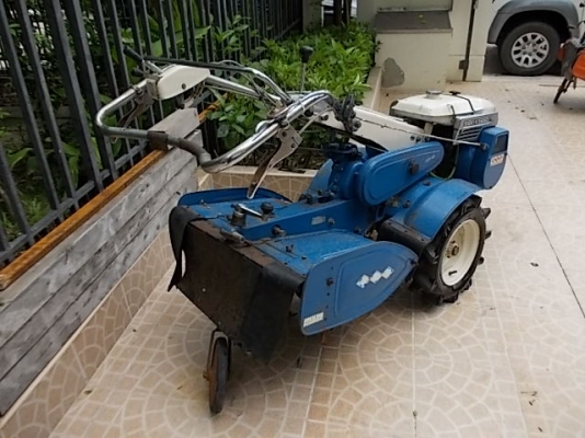 รหัส:12000764รถพรวนดินเดินตามใช้เครื่องเบนซิลKF640ขนาด6.5PSโรตารี่ปรับLow-Hiได้กว้าง65cm.