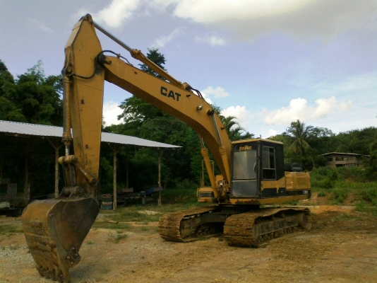 ขายด่วน..รถแบคโฮ CAT E200 B มี บูม อาร์ม สวย ไม่มีปะ รถสวย ทรงดี พร้อมใช้งาน ระบบดี แรงขุดดี ทำงานไว ประหยัดน้ำมัน สุดคุ้ม .