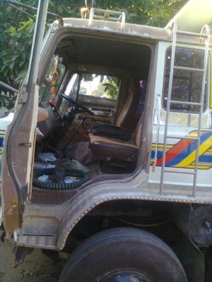 ขายHINO227 แม่ลูกดั๊มกระบะเนียม สภาพสวยพร้อมใช้ ติดต่อได้ที่คุณ อ๊อฟ พิจิตร 086-737-9991