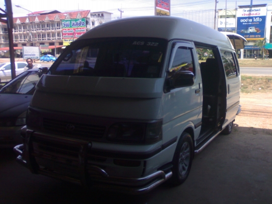 ขายรถตู้หลังคาสูงเครื่อง2800 ปี95สภาพสวยๆพร้อมใช้