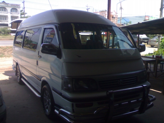 ขายรถตู้หลังคาสูงเครื่อง2800 ปี95สภาพสวยๆพร้อมใช้