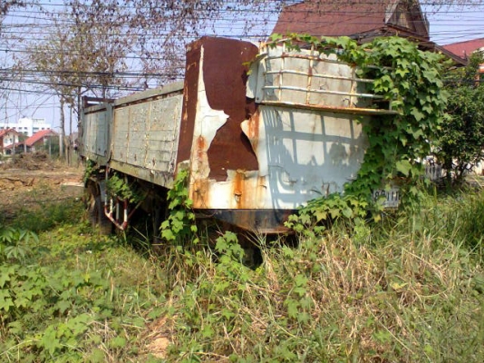 หางลากเซมิดั๊ม 2เพลา ขายตามสภาพ ติดต่อได้ที่คุณ อ๊อฟ พิจิตร 086-737-9991