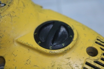 เครื่องสกัดคอนกรีต DEWALT รุ่น D25900K 1500w สภาพดีพร้อมใช้ครับ เครื่องสกัดคอนกรีต DEWALT รุ่น D25900K 1500w สภาพดีพร้อมใช้ครับ