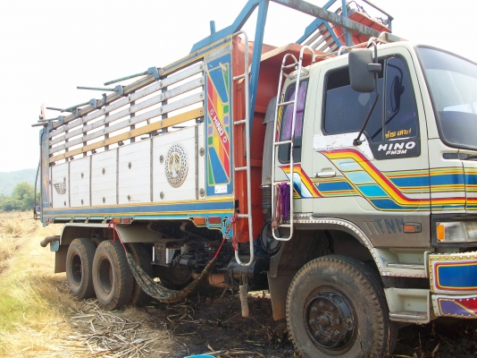 ขายรถบรรทุก 10 ล้อ 2 คัน