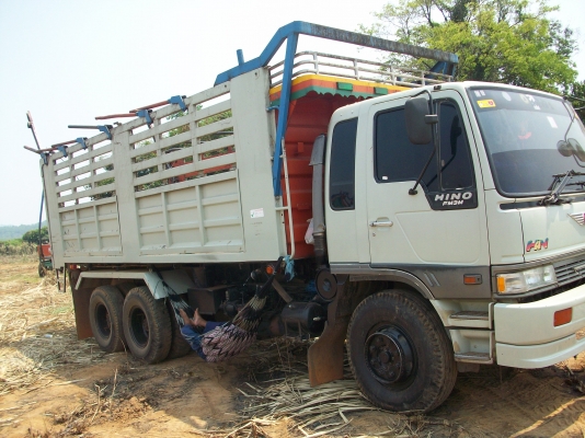 ขายรถบรรทุก 10 ล้อ 2 คัน