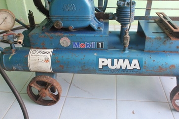 ปั๊มลม2 สูบ ยี่ห้อ PUMA (ของแท้ๆครับ)มากกว่า3 แรง สภาพดีครับ ปั๊มลม2 สูบ ยี่ห้อ PUMA (ของแท้ๆครับ)มากกว่า3 แรง สภาพดีครับ