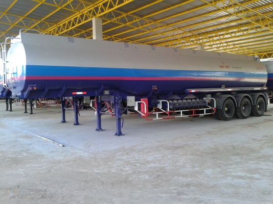 ขายรถกึ่งพ่วง3เพลาบรรทุกน้ำมัน