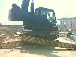 ขายรถเครน 4 ล้อ 20 ตัน Tadano M 2 เอกสารซื้อขาย มีจิ๊ป ยางสวย รถสวยครับ ขายรถเครน 4 ล้อ 20 ตัน Tadano M 2 เอกสารซื้อขาย มีจิ๊ป ยางสวย รถสวยครับ