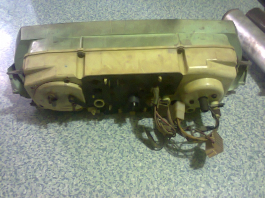 ขายเรือนไมล์ peugeot 504