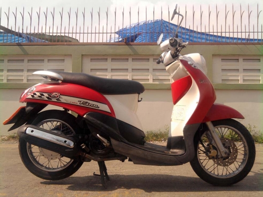ขออนุญาติขาย  Yamaha Fino 115 cc. สีแดงขาว