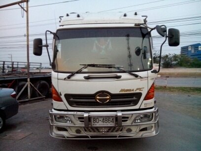 6ล้อHINO เมกก้า