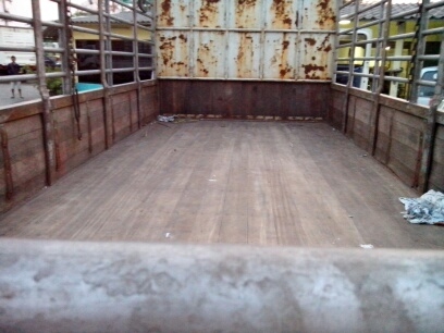 6ล้อHINO เมกก้า