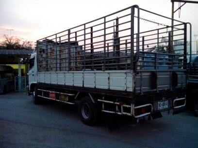 6ล้อHINO เมกก้า