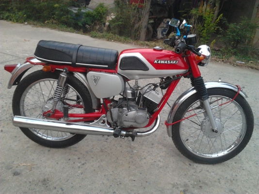 ขาย K 125 สภาพดี เครื่องดี ระบบไฟไช้ได้ ทุกอย่างทะเบียนเต็มพร้อมโอน รถเป็นชื่อผมเอง