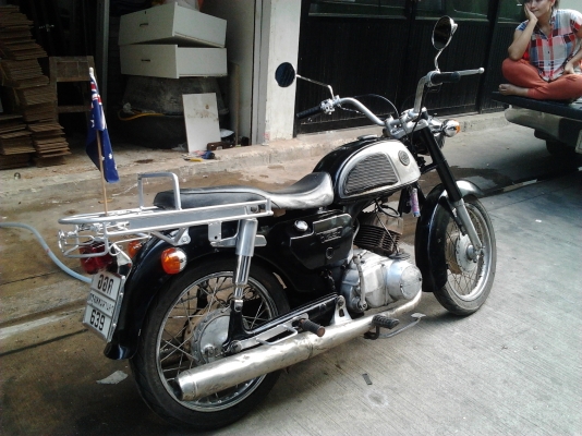 ขาย K 125 สภาพดี เครื่องดี ระบบไฟไช้ได้ ทุกอย่างทะเบียนเต็มพร้อมโอน รถเป็นชื่อผมเอง