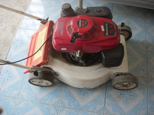 ขายรถเข็นตัดหญ้า Honda 5.5 GX160