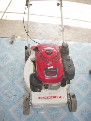 ขายรถเข็นตัดหญ้า Honda 5.5 GX160
