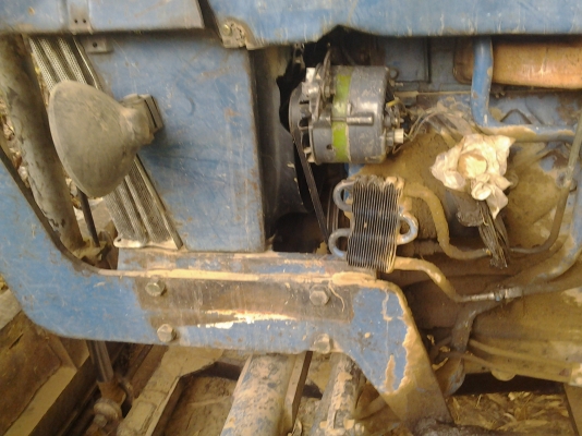 ขายรถแทรกเตอร์ 6610 เสื้อลาย