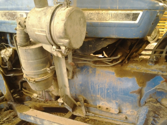 ขายรถแทรกเตอร์ 6610 เสื้อลาย