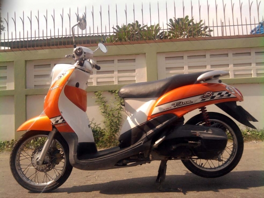ขออนุญาติขาย Yamaha Fino 115 cc. สีส้มขาว