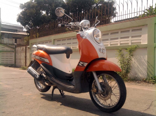 ขออนุญาติขาย Yamaha Fino 115 cc. สีส้มขาว