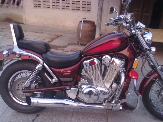 Suzuki Intruder 1400 CC. Suzuki Intruder 1400 CC.