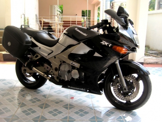 <<<<<<<< Kawasaki ZZR 400 touring >>>>>>>>>
