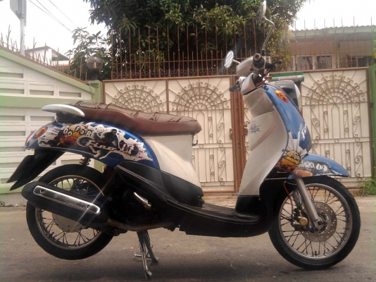 ขออนุญาติขาย Yamaha Fino 115 cc. สีน้ำเงินขาว